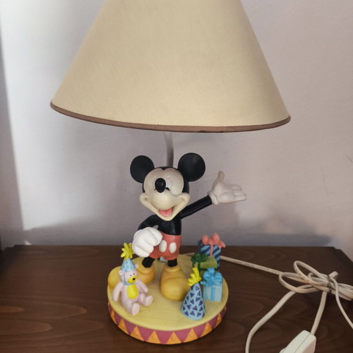 Disney lamp used with broken blue bow