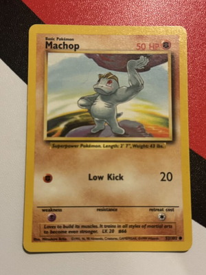 Machop Base Set 52/102 Pokemon card