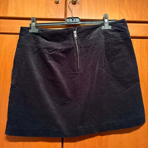 Women's black skirt like new, size L / 40 / 12