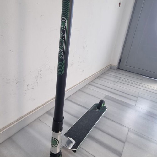 Lucky Crew Pro Stunt Scooter used with chrome deck and green details