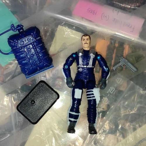 G.I.JOE Skydive (v1) (Sky Patrol) figure used with missing accessories