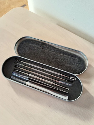 Blackhead removal kit like new