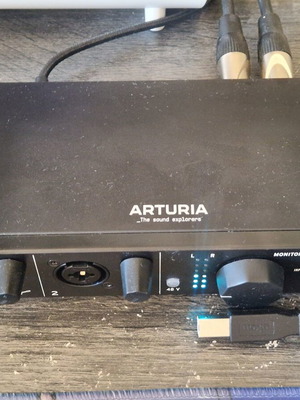 Arturia Minifuse 2 audio interface like new
