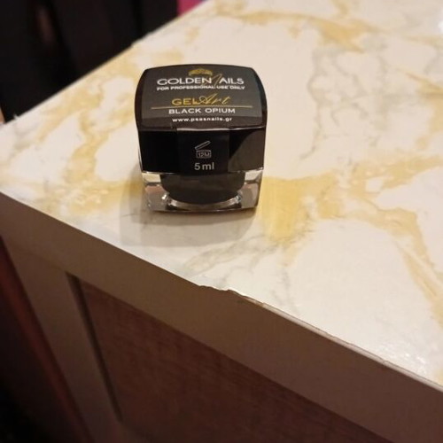 Golden Nails Spider Gel set like new, white and black