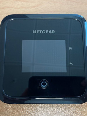 Netgear Nighthawk M5 MR5200 5G Mobile Router σαν καινούργιο