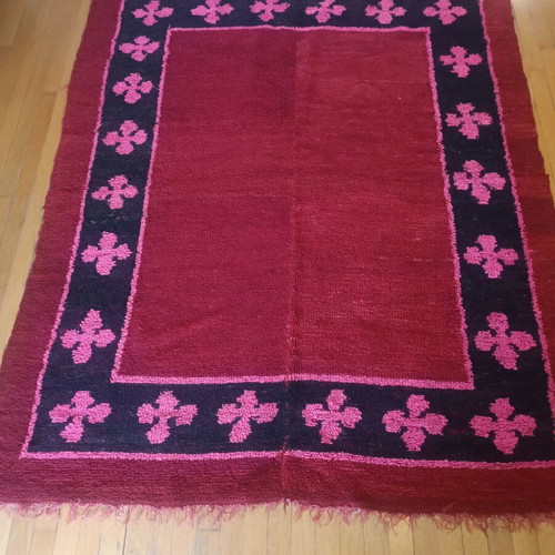 Handmade rug used 160 x 200