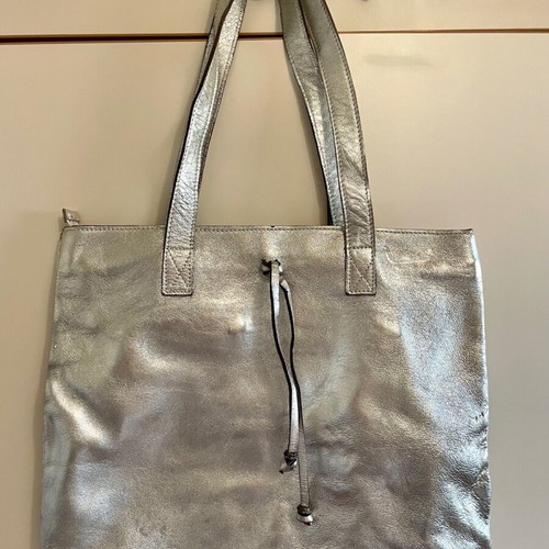 Thiros leather shoulder bag silver used with small scratches