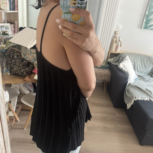 Black Pleated Strap Top like new, size L