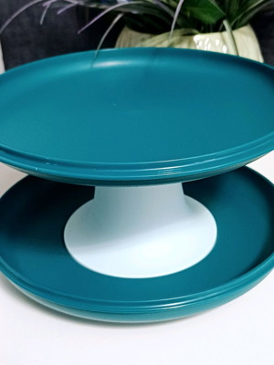 Tupperware hors d'oeuvre dish new for fruits and sweets