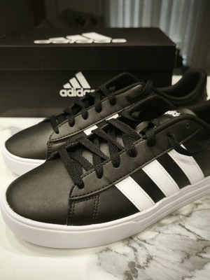 Adidas sneakers new, size 42, black and white