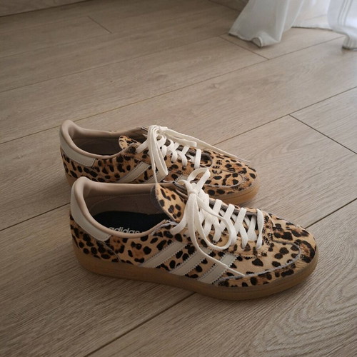 Adidas Leopard Athletic Shoes new, size 37, black and beige