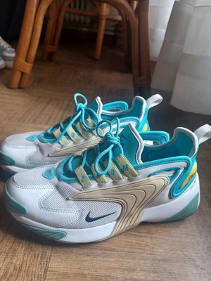 Nike Zoom 2k shoes used, EU37.5, white and blue