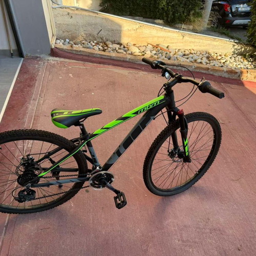 MBM Loop Disc 29 Inch Mountain Bike like new, Shimano components
