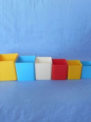 Πλαστικά κουτάκια μεταχειρισμένα, σετ 10 που μπαίνουν το ένα μέσα στο άλλο