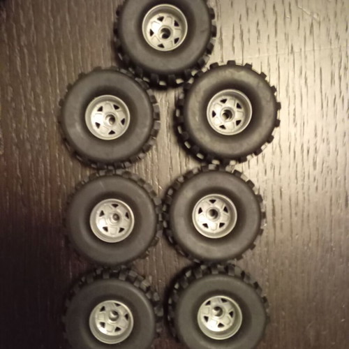 Lego wheels like new, 7 gray pieces, Lego and compatible