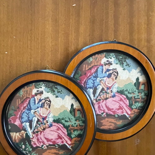 Embroidered frames like new, handmade