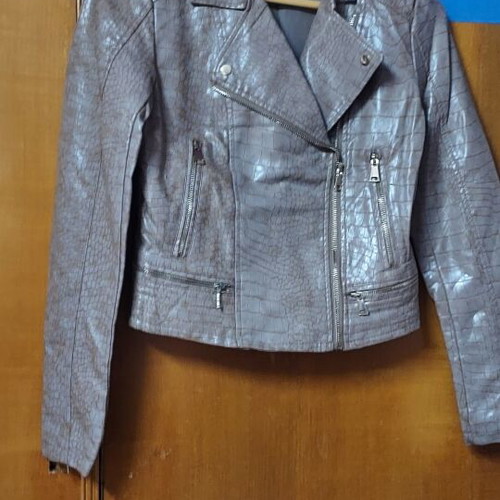 Women's jacket like new, spring and autumn, beige faux leather