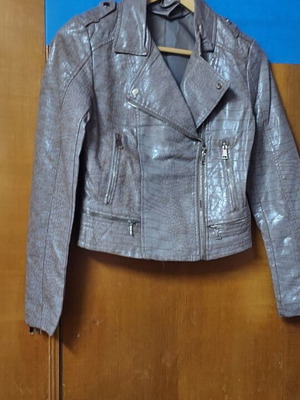 Women's jacket like new, spring and autumn, beige faux leather
