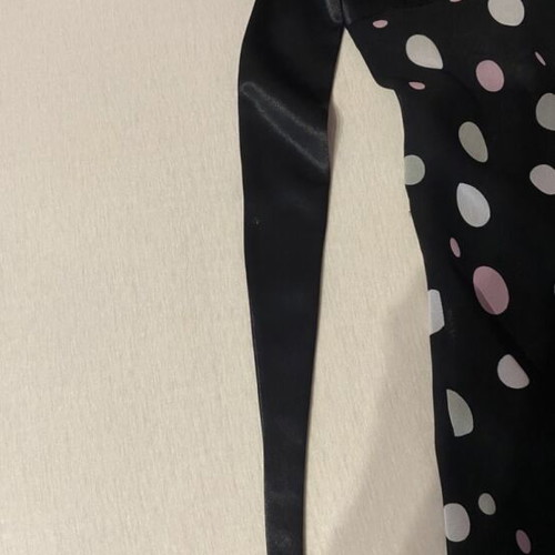 Stenia polka dot skirt with satin belt like new, size M