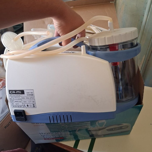 CA-MI New Askir 30 suction device like new with accessories