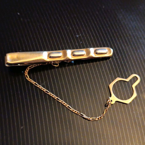Gold tie clip used 14k weight 5g