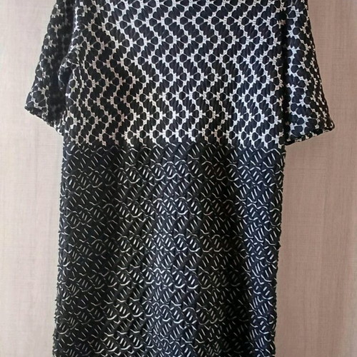 Toi & Moi Short-Sleeve Dress like new, white black, Small Medium
