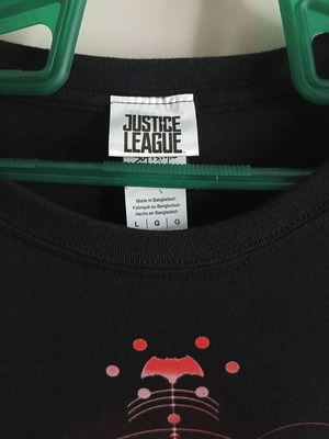 T-shirts like new with Slayer, Batman, Mortal Kombat, Darth Vader, Guns N Roses, Game Of Thrones