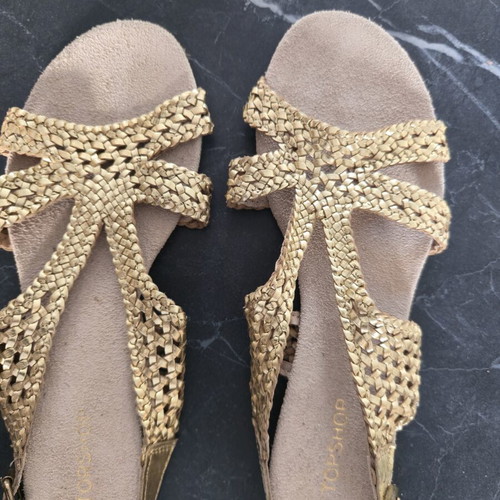 Topshop gold leather woven sandals, size 40