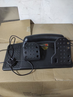 Computer pedals used, minimally used