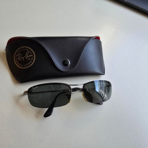 Ray Ban Unisex Sunglasses RB3174 with Black Metal Frame like new