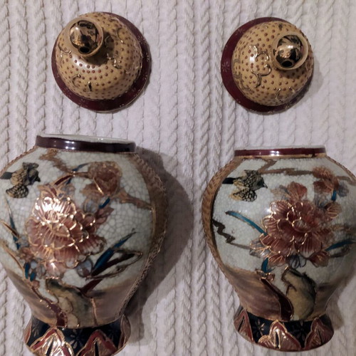 Two old Satsuma jars with lid like new