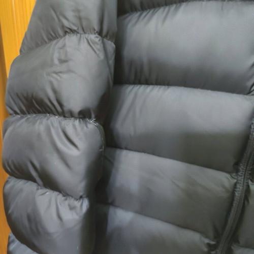Mountain Equipment jacket size L like new, black
