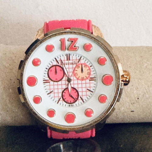 Ferendi women's watch like new, pink