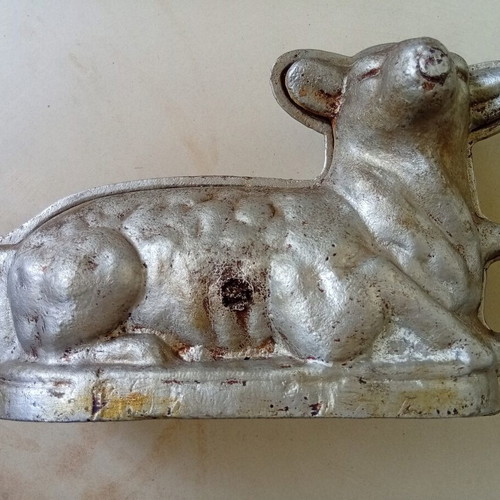 Aluminum lamb cake mold 34x20 cm