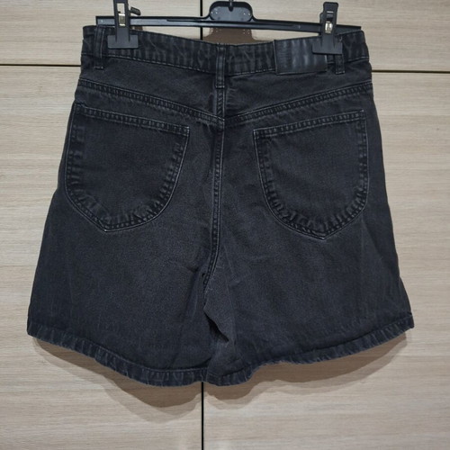 Pink Woman black denim shorts used, size L 40 12