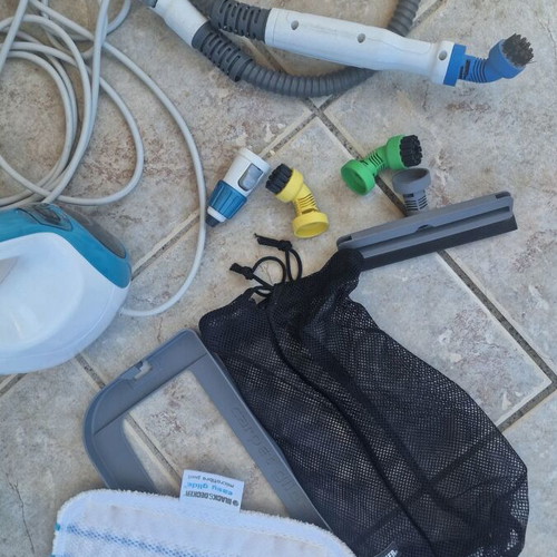 Black+Decker FSMH1621 2in1 Steam Floor Cleaner like new