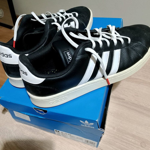Adidas Chaos Cloudfoam men's athletic shoes used size 44 black white