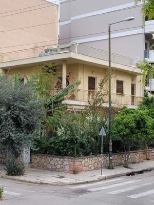 Μονοκατοικία 217 τ.μ. στο Μοσχάτο με κήπο και ταράτσα