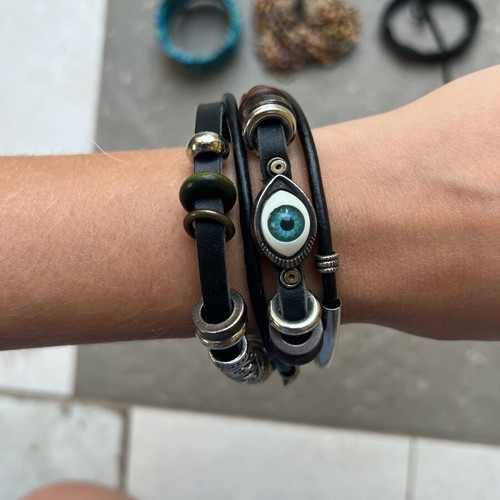 Bracelets set of 5 pieces with beads and designs