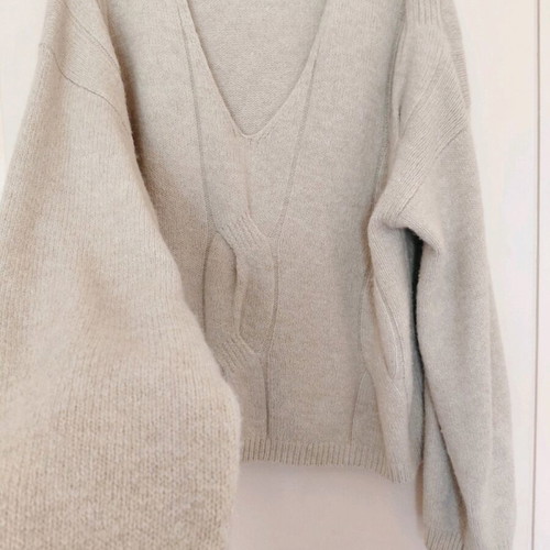 Massimo Dutti wool oversized sweater beige like new, size M-L