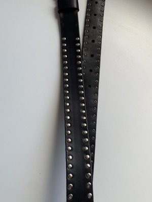 Leather belt like new, black, size 100