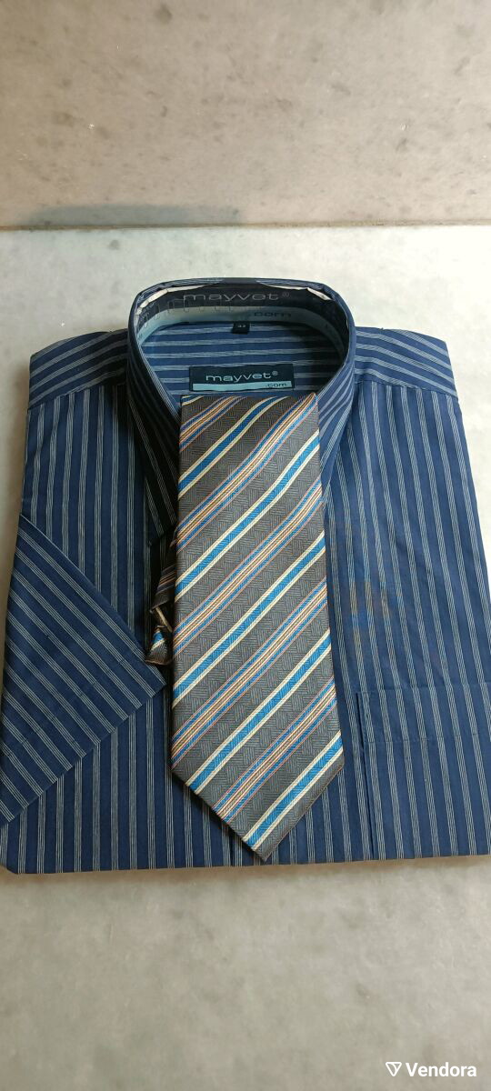 Mayvet striped blue shirt and tie set,… - € 10,00