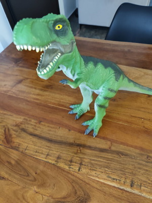 Tyrannosaurus Dinosaur Rubber Figure 25 cm like new