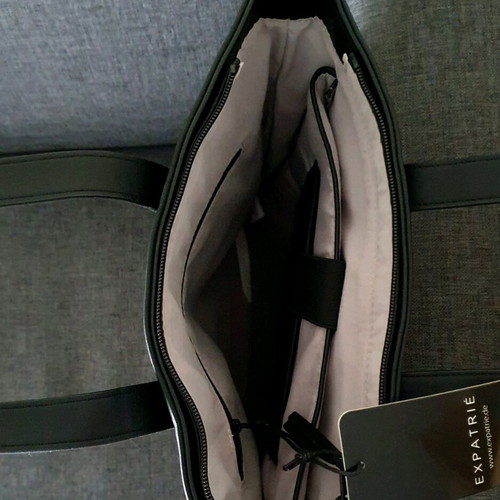 Expatrie shoulder bag new, black, large enough for laptop
