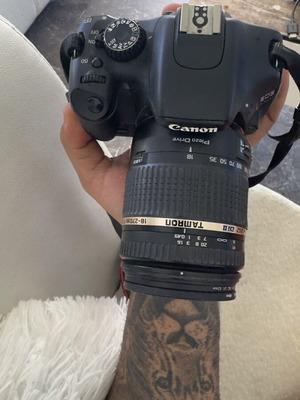 Canon 550D with 18-270 Tamron lens like new