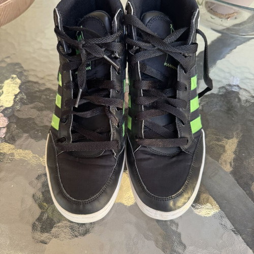 Adidas men's shoes size 42 like new, black athletic