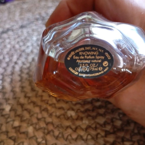 Estée Lauder Knowing perfume like new, vintage winter scent