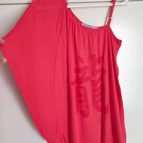 Pink Woman summer blouse size M like new, coral with batwing sleeve