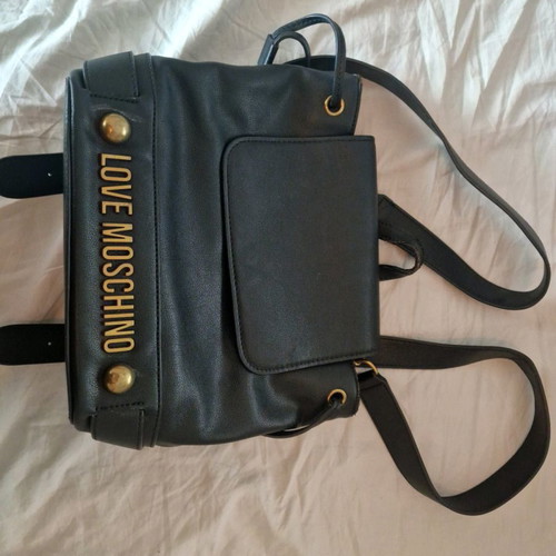 Moschino backpack used in good condition