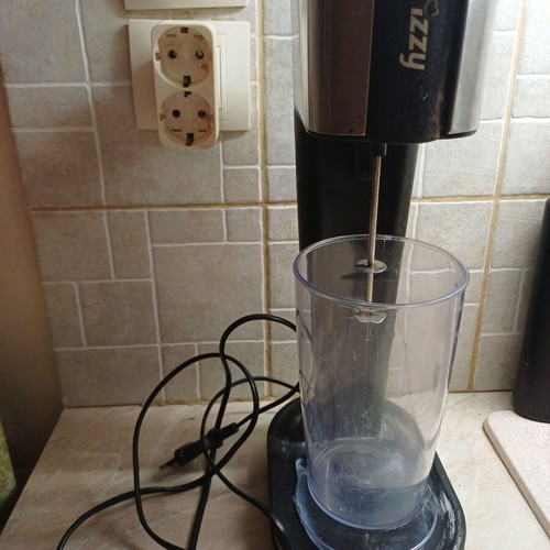 Izzy X-Treme LSM-109A frappe maker used, 120 Watt, 2 speeds, Soft touch/Inox